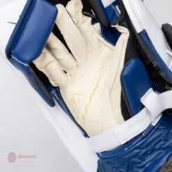 Bauer Vapor 3X Senior Goalie Blocker -Hockey Discount Store bauer blockers bauer vapor 3x senior goalie blocker 27999313526850