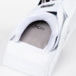 Bauer Vapor X2.7 Junior Goalie Blocker -Hockey Discount Store bauer blockers bauer vapor x2 7 junior goalie blocker 5427646660674