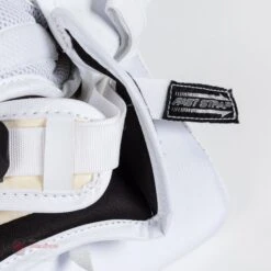 Bauer GSX Intermediate Goalie Catcher S20 -Hockey Discount Store bauer catchers bauer gsx intermediate goalie catcher 14451209076802