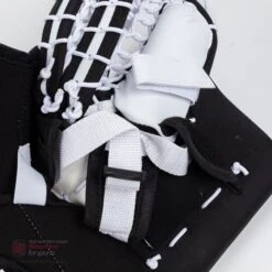 Bauer GSX Prodigy Youth Goalie Catcher S20 -Hockey Discount Store bauer catchers bauer gsx prodigy youth goalie catcher 14463991742530