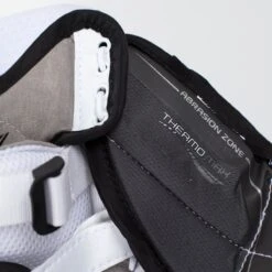 Bauer Vapor 2X Senior Goalie Catcher -Hockey Discount Store bauer catchers bauer vapor 2x senior goalie catcher 5427802570818