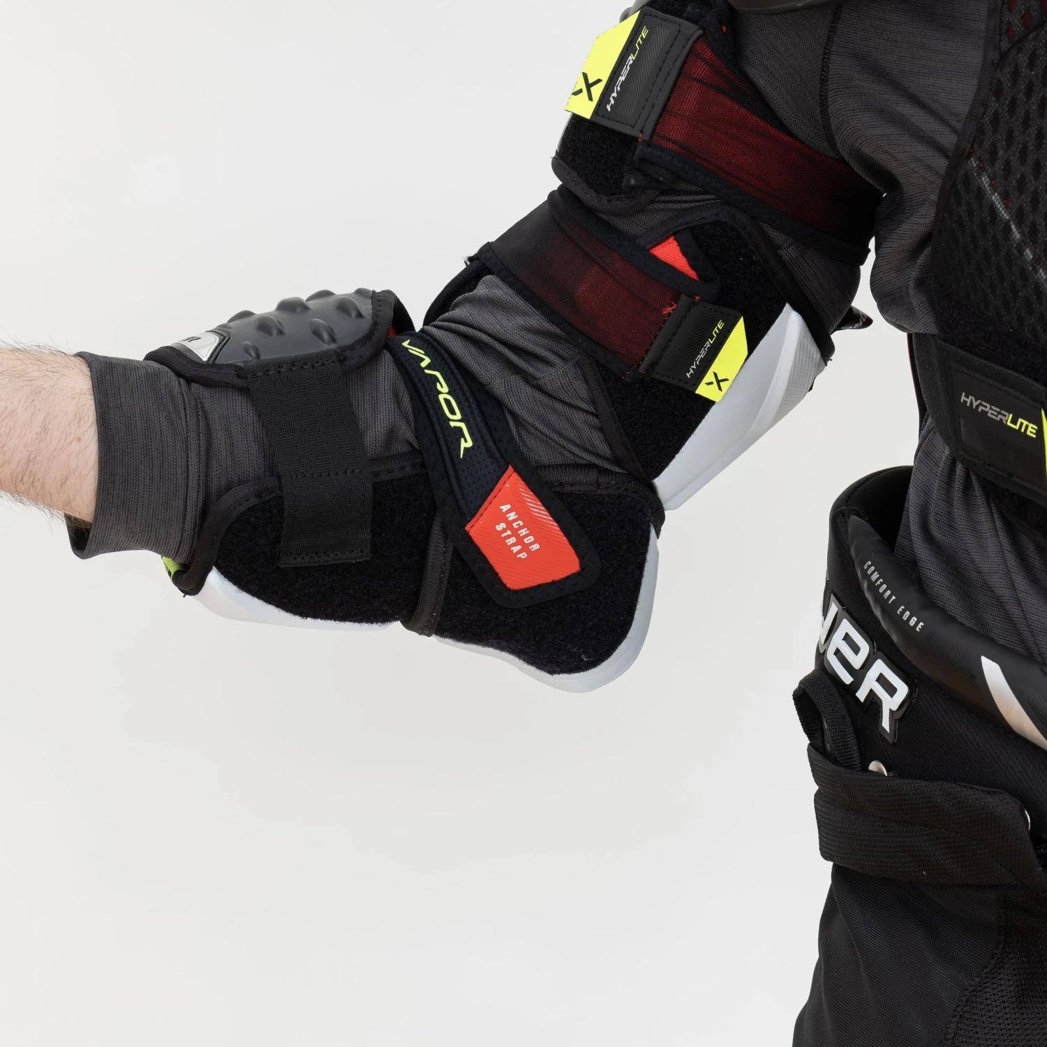 Bauer Vapor Hyperlite Intermediate Hockey Elbow Pads 4 Bauer Vapor Hyperlite Intermediate Hockey Elbow Pads - Image 4