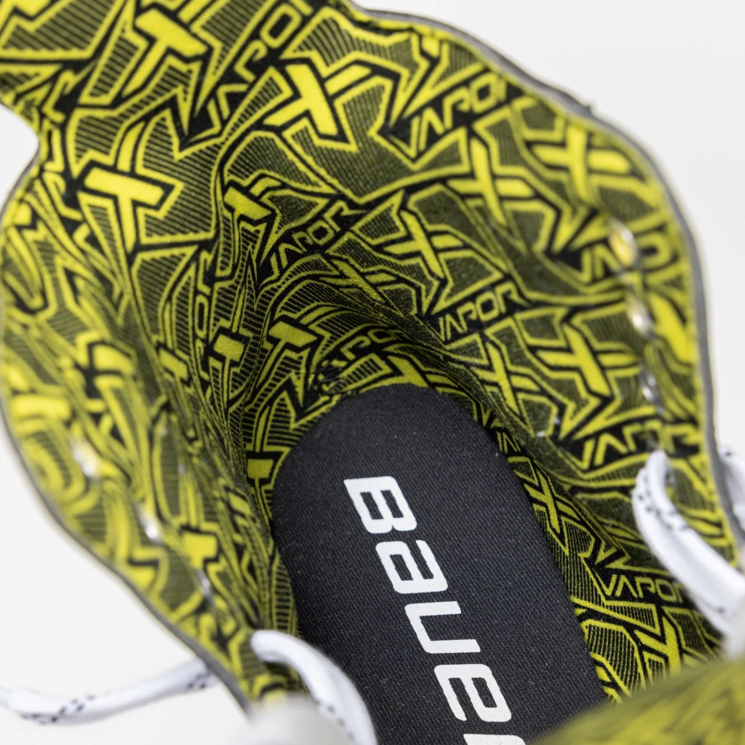 Bauer Vapor X3.5 Intermediate Roller Hockey Skates 16 Bauer Vapor X3.5 Intermediate Roller Hockey Skates - Image 16