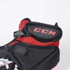 CCM Extreme Flex E5.5 Junior Goalie Catcher - Source Exclusive -Hockey Discount Store ccm catchers ccm extreme flex e5 5 junior goalie catcher source exclusive 28235119067202