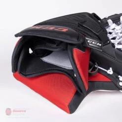 CCM Extreme Flex E5.5 Junior Goalie Catcher - Source Exclusive -Hockey Discount Store ccm catchers ccm extreme flex e5 5 junior goalie catcher source exclusive 28235119165506