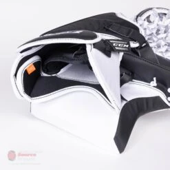 CCM Extreme Flex E5.9 Intermediate Goalie Catcher - Source Exclusive 22 CCM Extreme Flex E5.9 Intermediate Goalie Catcher - Source Exclusive -Hockey Discount Store ccm catchers ccm extreme flex e5 9 intermediate goalie catcher source exclusive 28235136598082