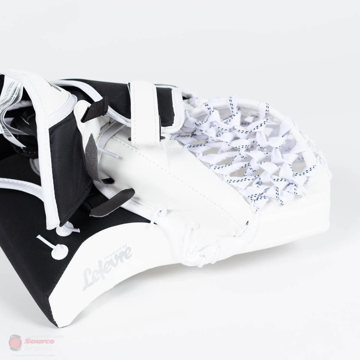 CCM Premier P2.5 Junior Goalie Catcher - Source Exclusive 4 CCM Premier P2.5 Junior Goalie Catcher - Source Exclusive - Image 4