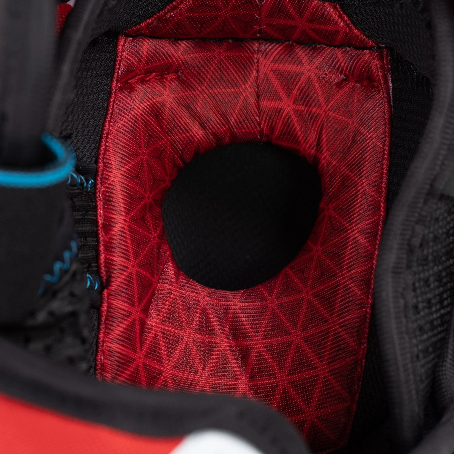 CCM Jetspeed FT6 Senior Hockey Elbow Pads 5 CCM Jetspeed FT6 Senior Hockey Elbow Pads - Image 5