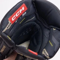 CCM Tacks AS-V Pro Senior Hockey Gloves -Hockey Discount Store ccm gloves ccm tacks as v pro senior hockey gloves 28978066423874