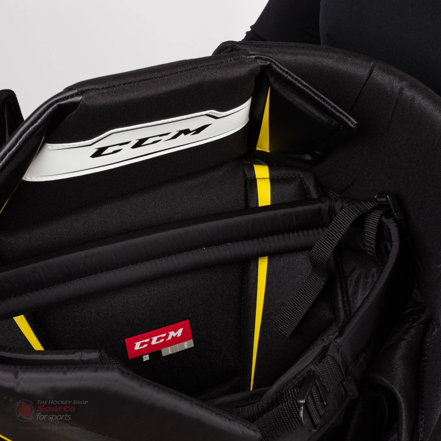 CCM Axis A1.9 Senior Goalie Pants 8 CCM Axis A1.9 Senior Goalie Pants - Image 8