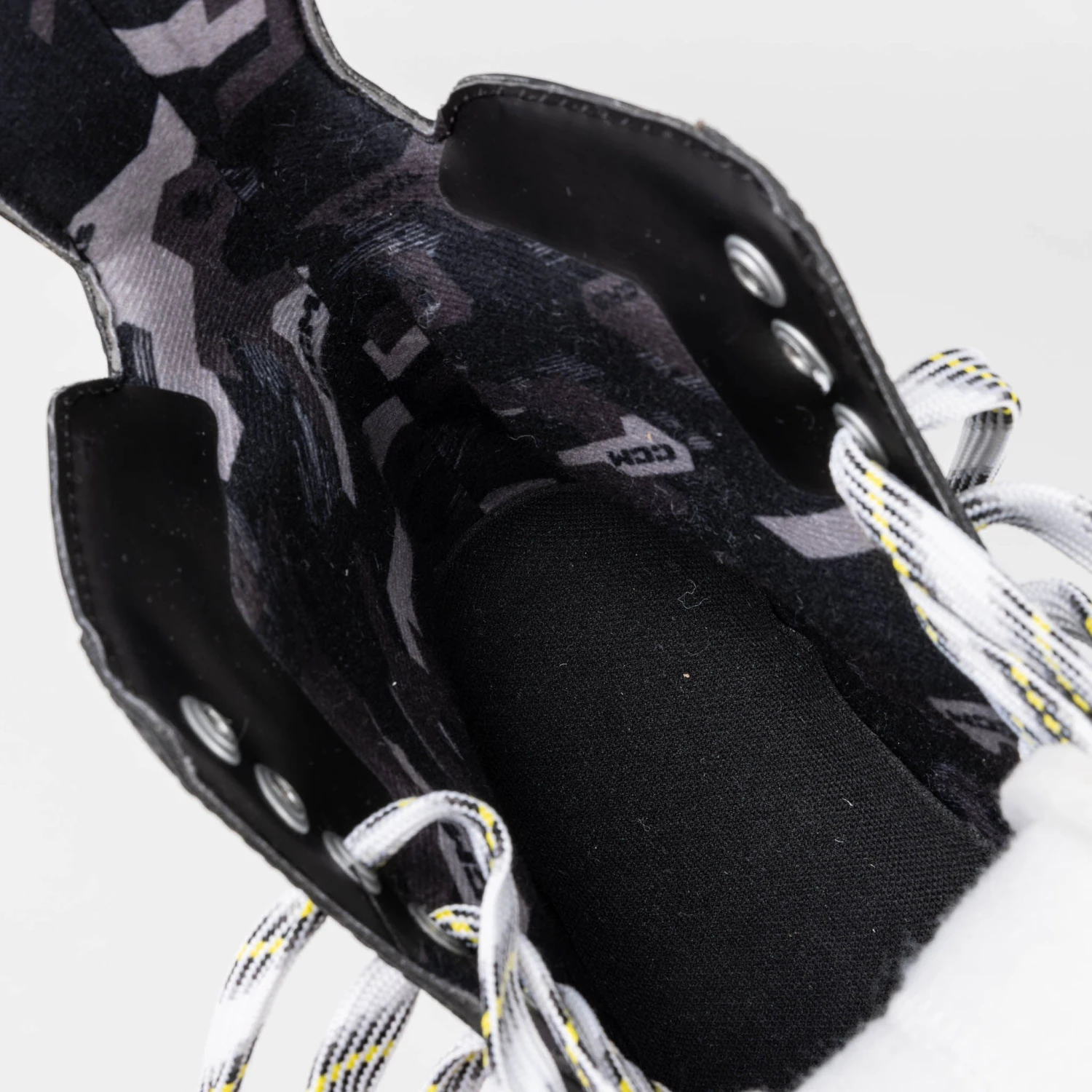 CCM Tacks AS570 Senior Hockey Skates 14 CCM Tacks AS570 Senior Hockey Skates - Image 14