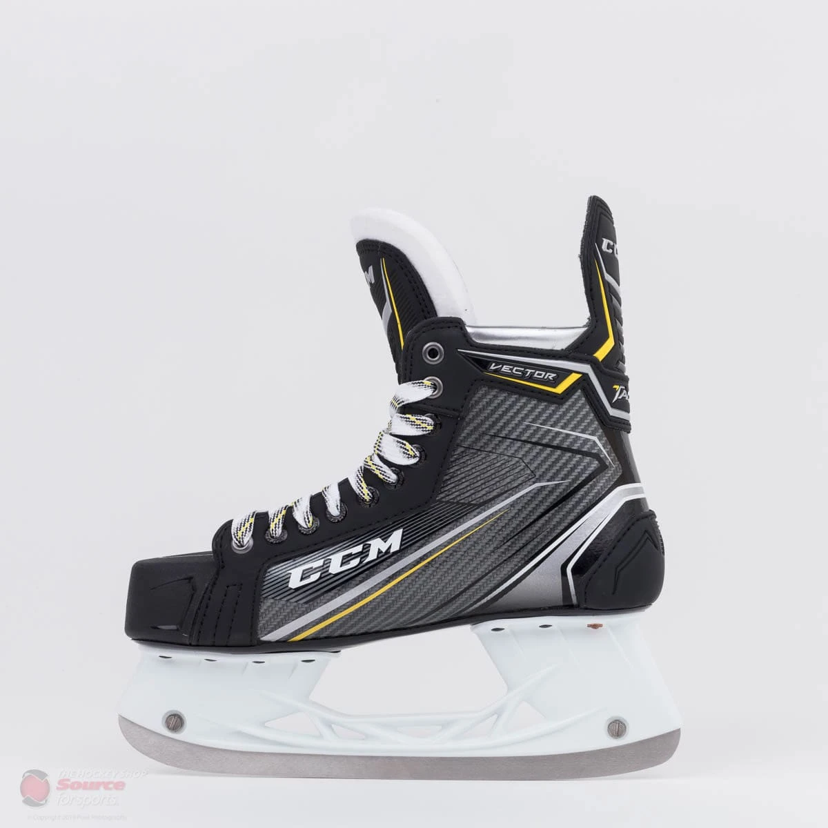 CCM Tacks Vector Senior Hockey Skates (2018) 2 CCM Tacks Vector Senior Hockey Skates (2018) - Image 2