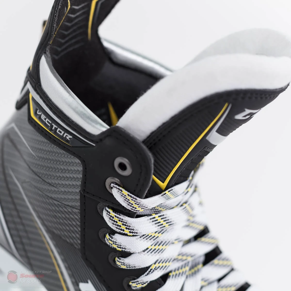 CCM Tacks Vector Senior Hockey Skates (2018) 8 CCM Tacks Vector Senior Hockey Skates (2018) - Image 8