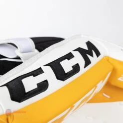 CCM Extreme Flex E5.9 Senior Goalie Leg Pads 26 CCM Extreme Flex E5.9 Senior Goalie Leg Pads -Hockey Discount Store ccm leg pads ccm extreme flex e5 9 senior goalie leg pads 27988495368258