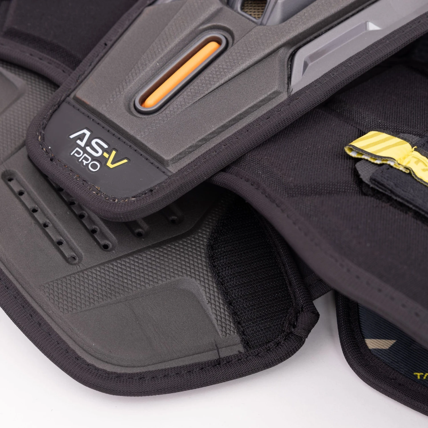 CCM Tacks AS-V Pro Senior Hockey Shoulder Pads 12 CCM Tacks AS-V Pro Senior Hockey Shoulder Pads - Image 12