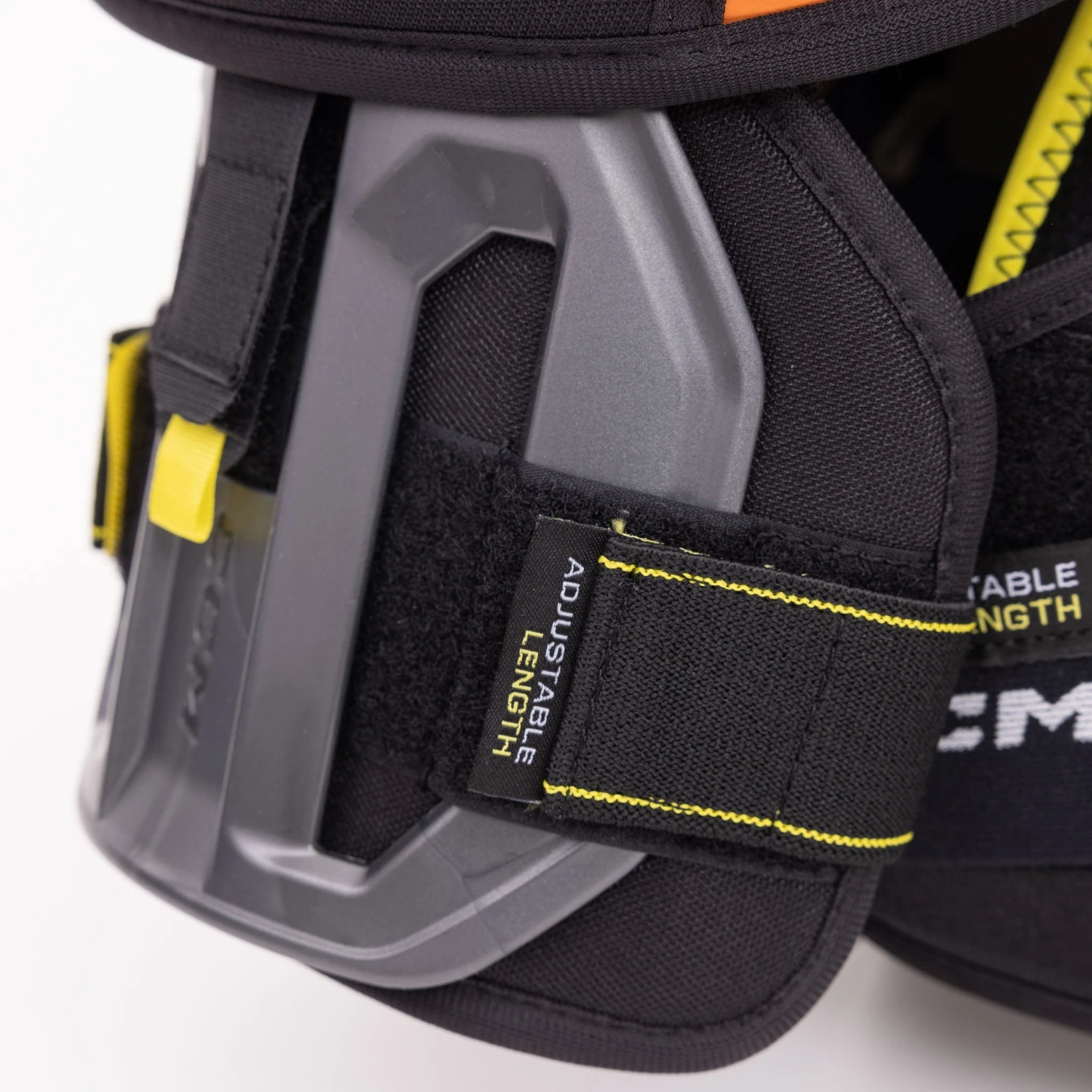 CCM Tacks AS-V Pro Senior Hockey Shoulder Pads 8 CCM Tacks AS-V Pro Senior Hockey Shoulder Pads - Image 8