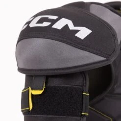 CCM Tacks AS580 Junior Hockey Shoulder Pads -Hockey Discount Store ccm shoulder pads ccm tacks as580 junior hockey shoulder pads 29086559993922