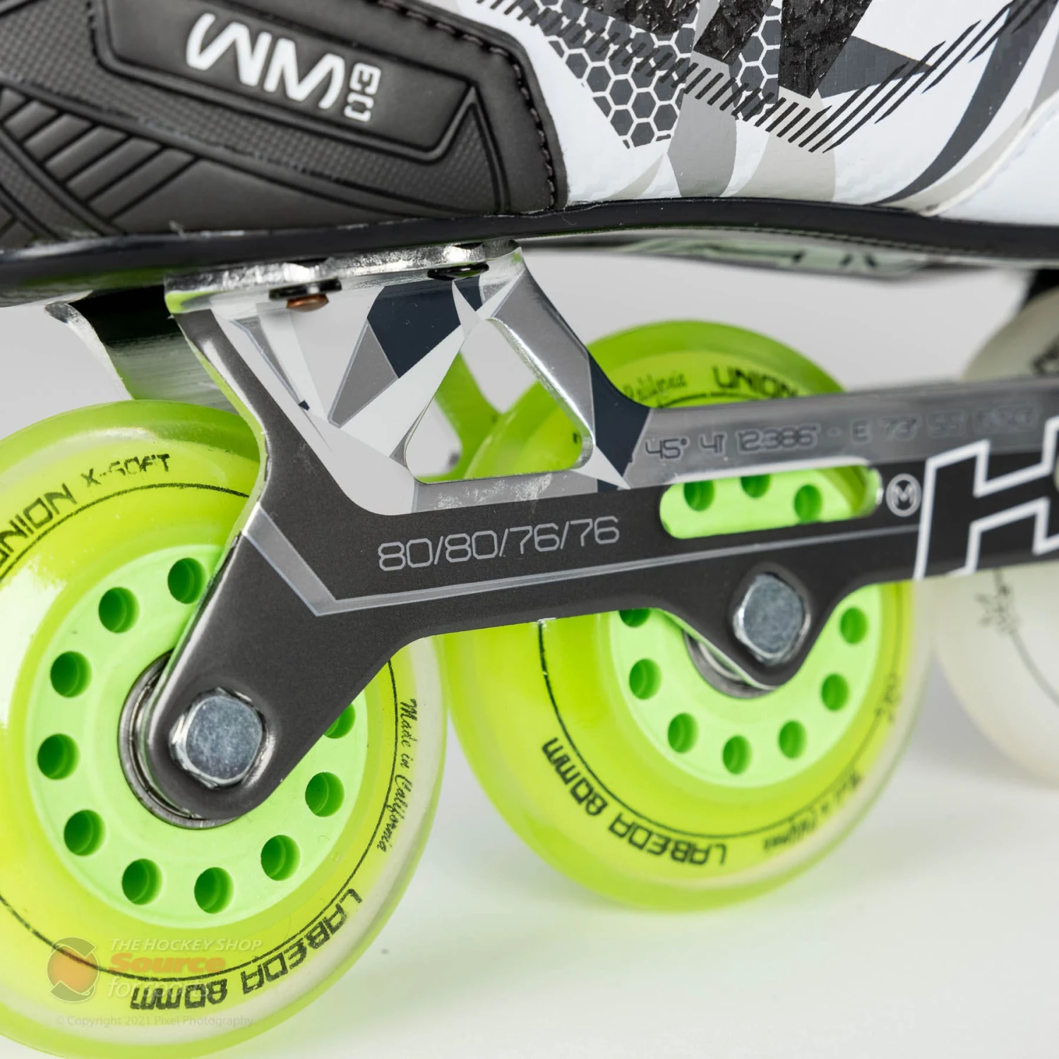 Mission Inhaler WM03 Junior Roller Hockey Skates 3 Mission Inhaler WM03 Junior Roller Hockey Skates - Image 3