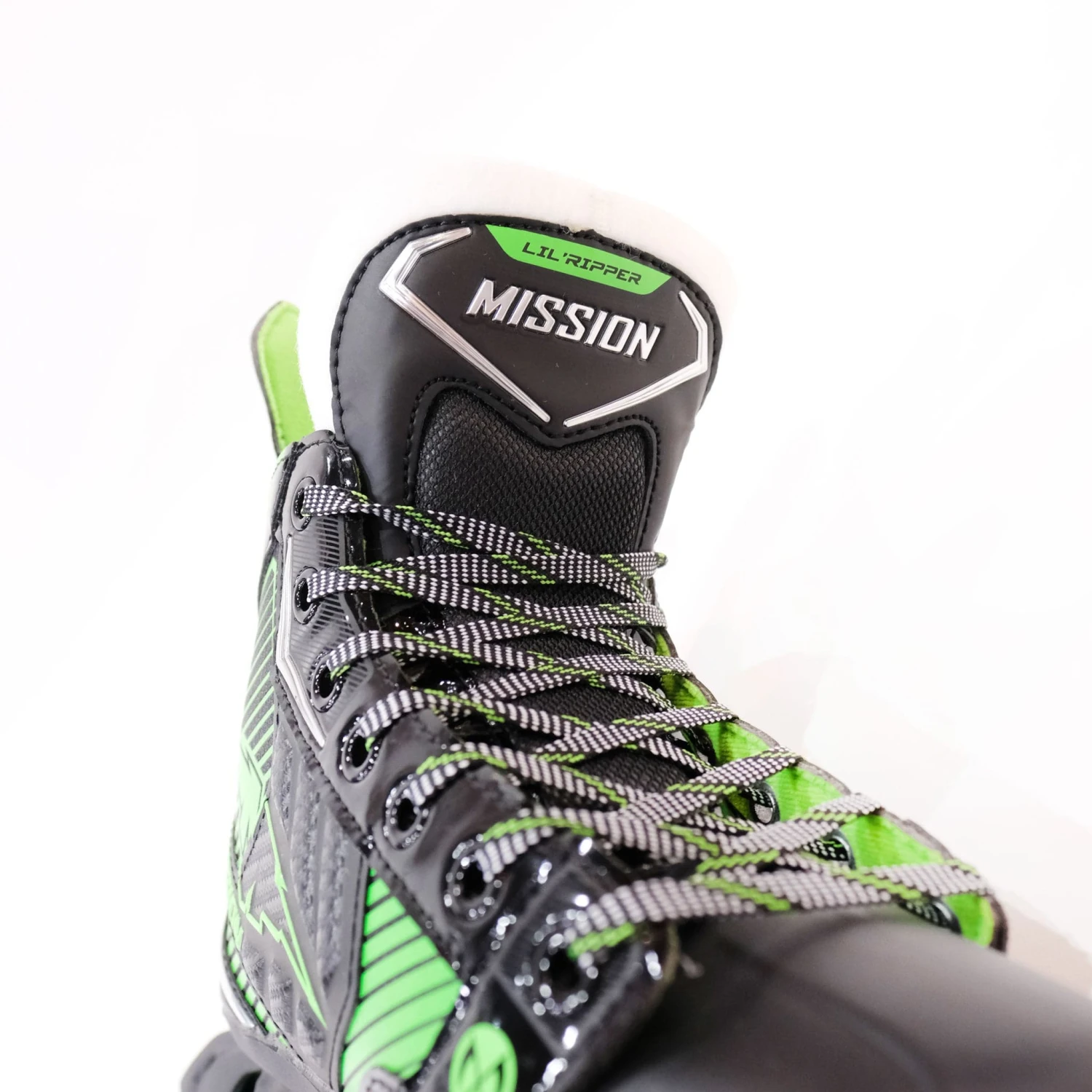 Mission Lil' Ripper Adjustable Junior Roller Hockey Skates 4 Mission Lil' Ripper Adjustable Junior Roller Hockey Skates - Image 4