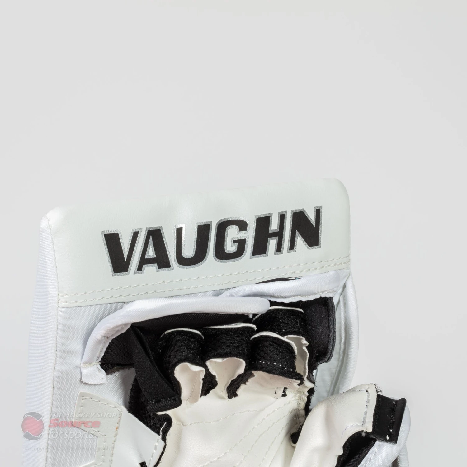 Vaughn Velocity V9 Youth Goalie Blocker 5 Vaughn Velocity V9 Youth Goalie Blocker - Image 5