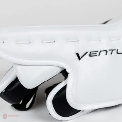 Vaughn Ventus SLR2 Pro Carbon Senior Goalie Blocker 16 Vaughn Ventus SLR2 Pro Carbon Senior Goalie Blocker -Hockey Discount Store vaughn blockers vaughn ventus slr2 pro carbon senior goalie blocker 5312866091074