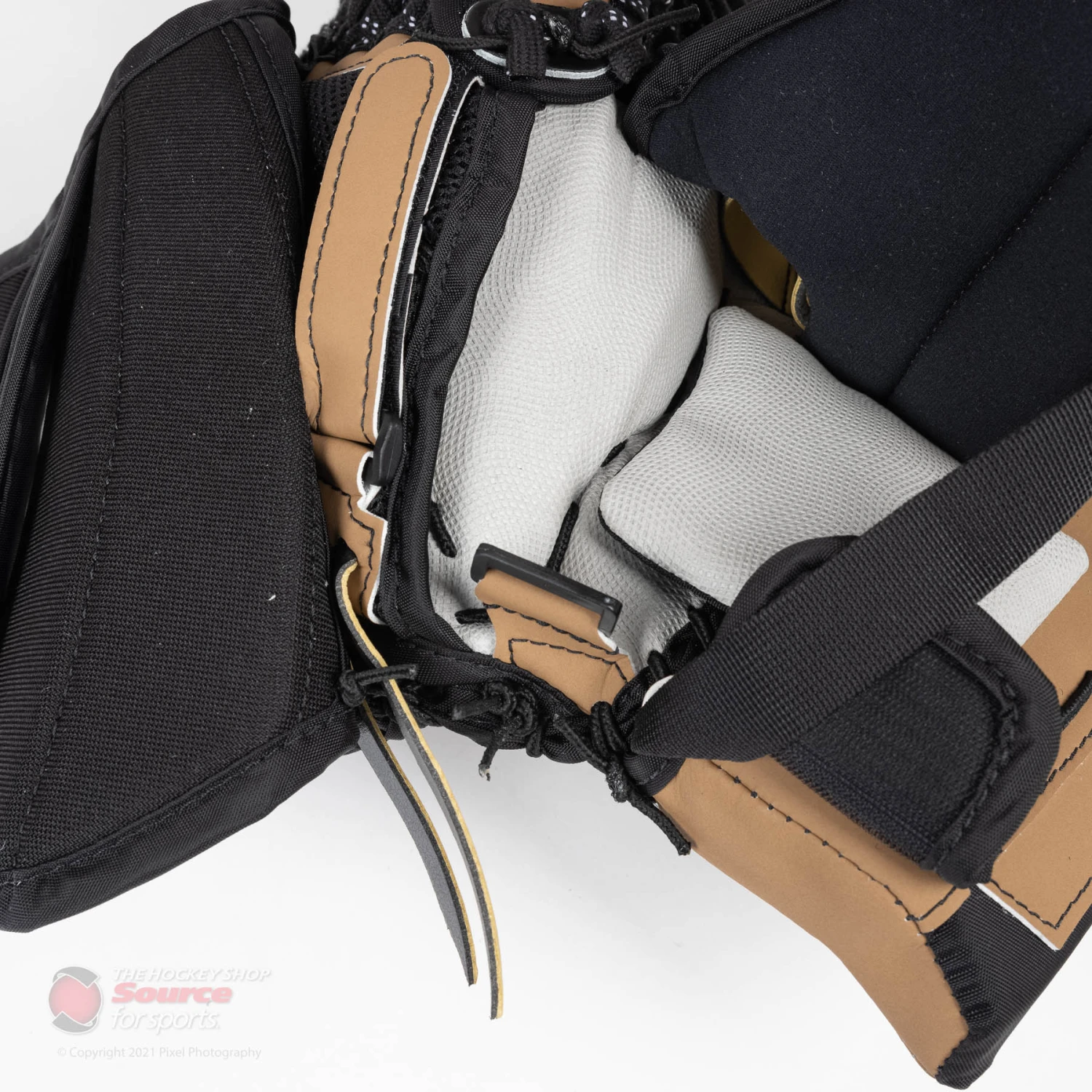 Vaughn Velocity V9 Pro Carbon Senior Goalie Catcher - Vintage Graphic 17 Vaughn Velocity V9 Pro Carbon Senior Goalie Catcher - Vintage Graphic - Image 17