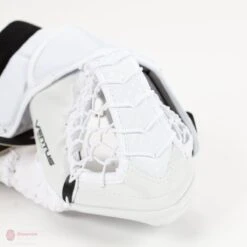 Vaughn Ventus SLR2-ST Junior Goalie Catcher -Hockey Discount Store vaughn catchers vaughn ventus slr2 st junior goalie catcher 5670466814018