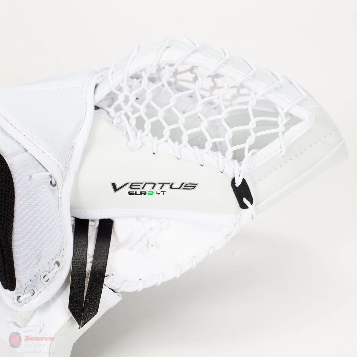 Vaughn Ventus SLR2 Youth Goalie Catcher 4 Vaughn Ventus SLR2 Youth Goalie Catcher - Image 4