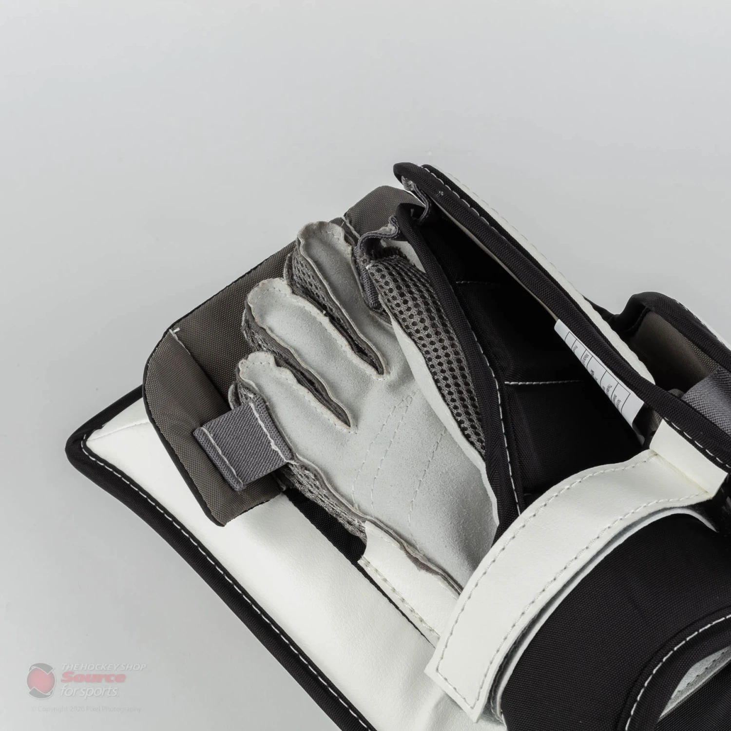 Warrior Ritual G5 Youth Goalie Blocker 6 Warrior Ritual G5 Youth Goalie Blocker - Image 6