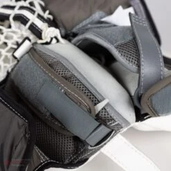 Warrior Ritual GT2 Senior Goalie Catcher 18 Warrior Ritual GT2 Senior Goalie Catcher -Hockey Discount Store warrior catchers warrior ritual gt2 senior goalie catcher 5024717832258