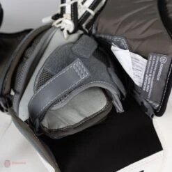 Warrior Ritual GT2 Senior Goalie Catcher 19 Warrior Ritual GT2 Senior Goalie Catcher -Hockey Discount Store warrior catchers warrior ritual gt2 senior goalie catcher 5024717865026