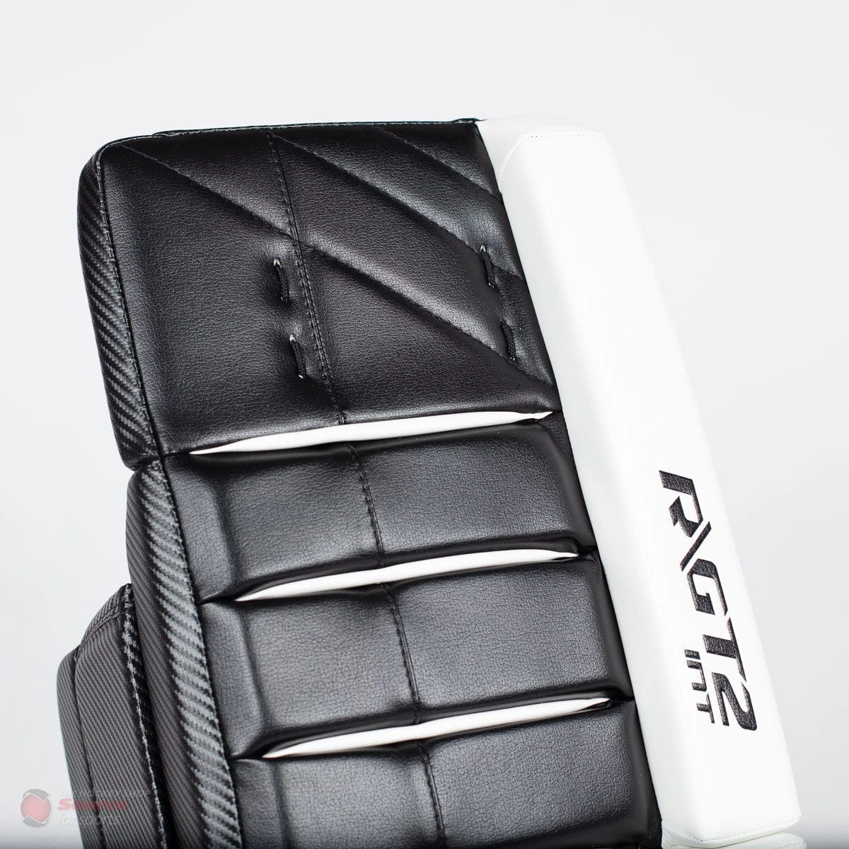 Warrior Ritual GT2 Intermediate Goalie Leg Pads - Source Exclusive 2 Warrior Ritual GT2 Intermediate Goalie Leg Pads - Source Exclusive - Image 2